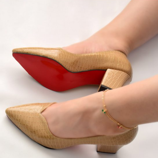 کفش پاشنه دار مجلسی عسلی